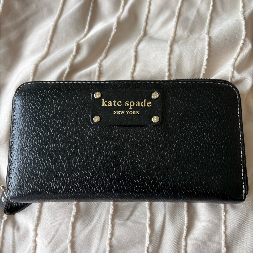 Kate Spade Black Wallet